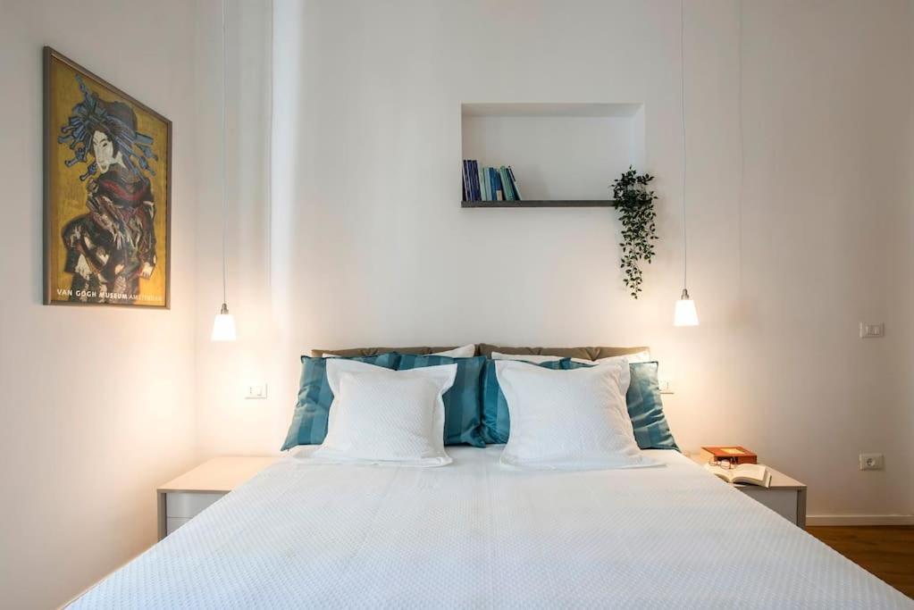 Court Loft Apartment *