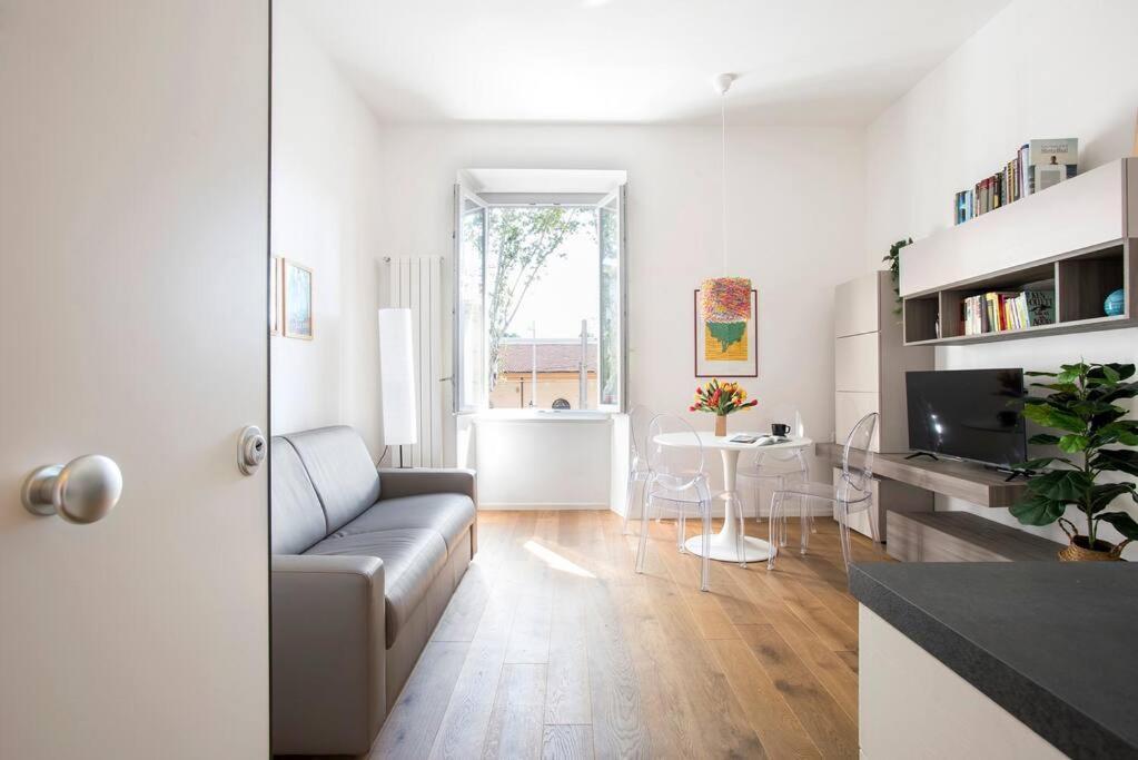 Apartment Court Loft